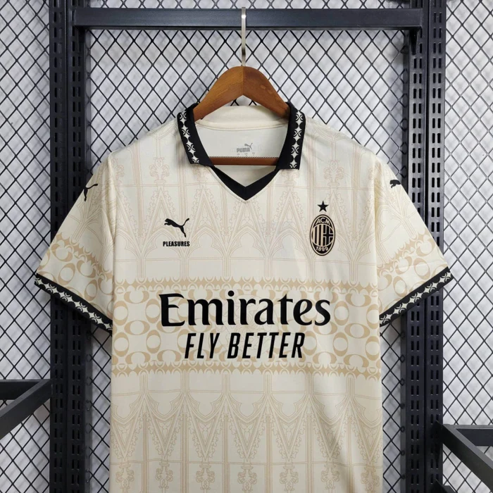 Camisa Milan Edição Especial II 24/25 - Puma Torcedor Masculina - Lançamento